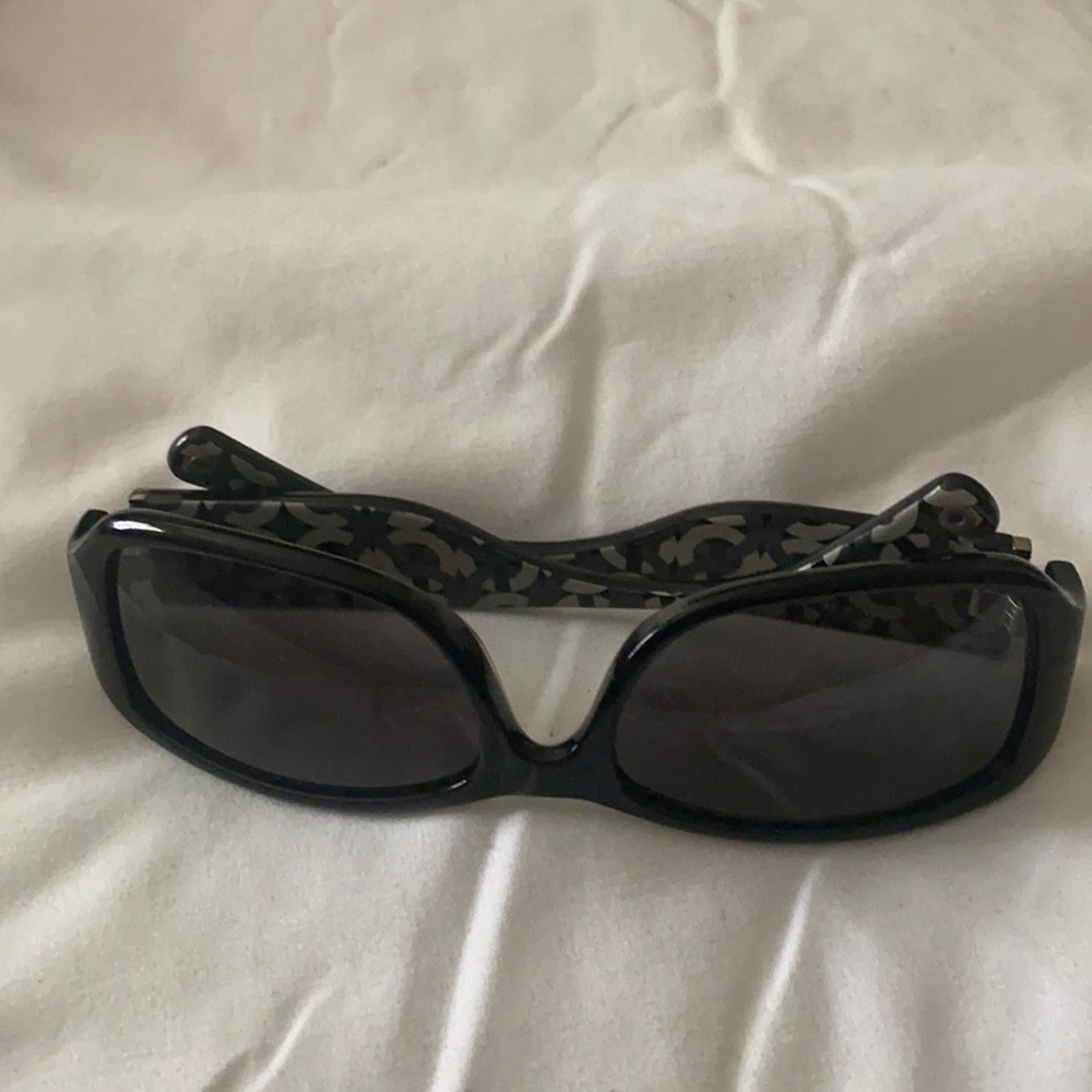 Sun glasses